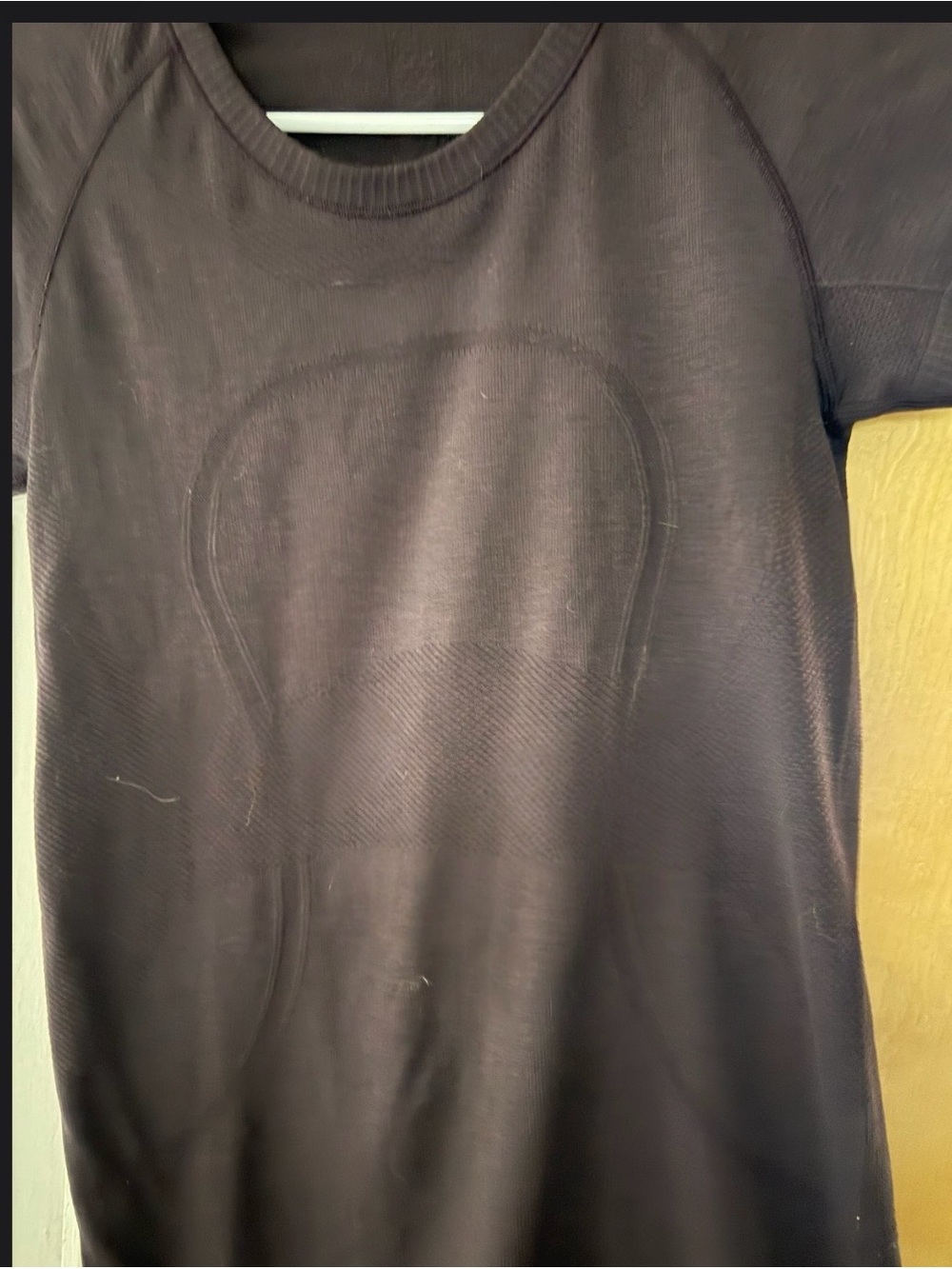 lululemon athletica Short Sleeve Black Top